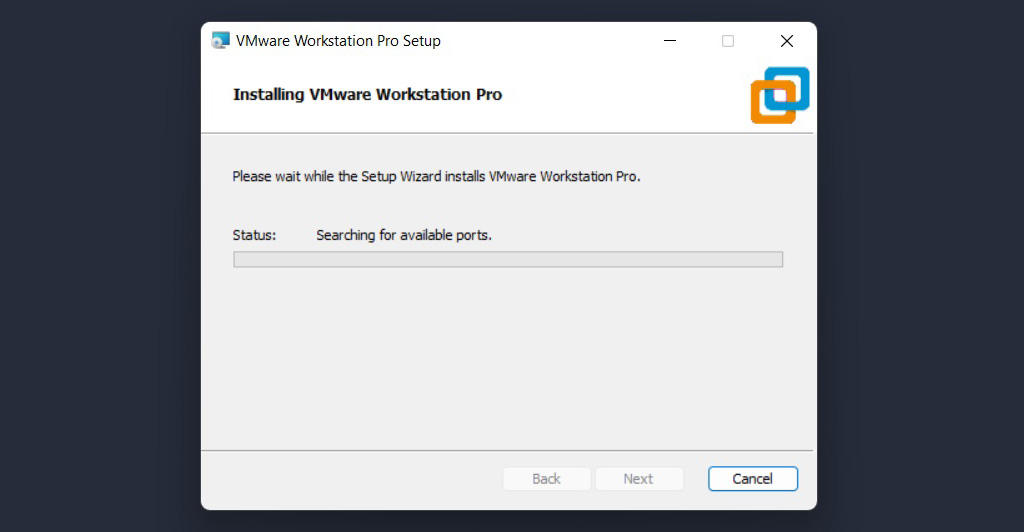 صبر برای نصب نرم افزار WMware Workstation
